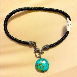 Turquoise pendant with leather necklace